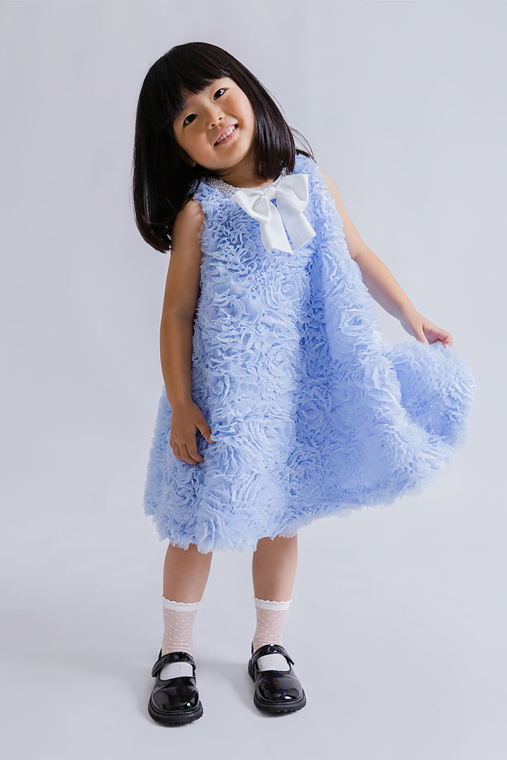 картинка Платье нарядное 2978-126-ВПШ (голубой отд молочный) от магазина Маленькая Леди
