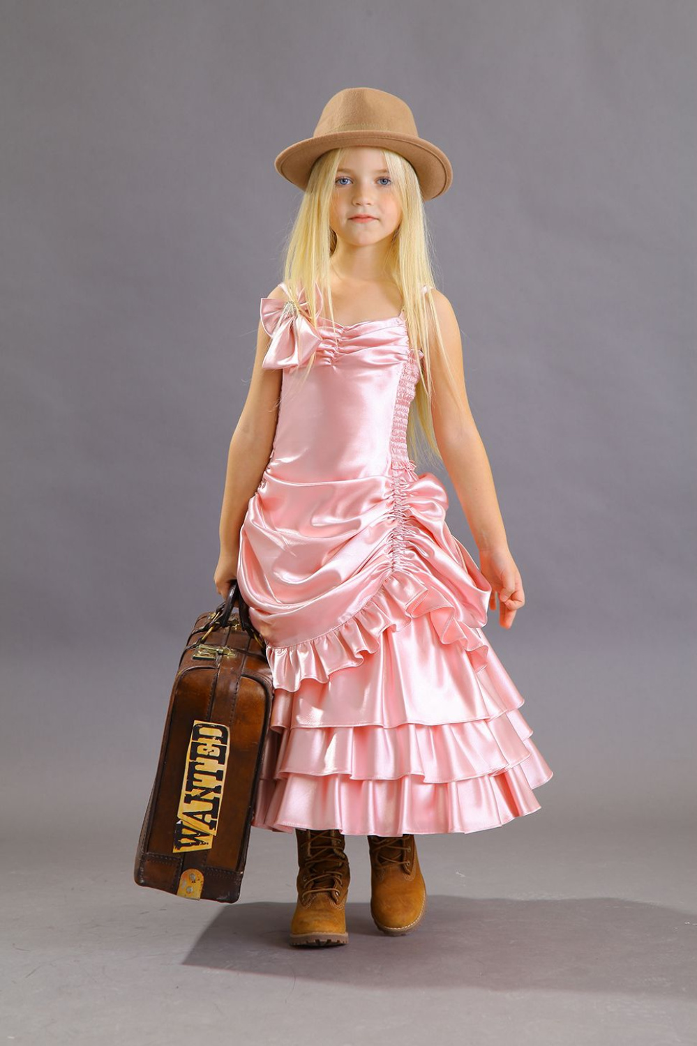 картинка Платье нарядное FSL-204-117 (розовый) от магазина Маленькая Леди