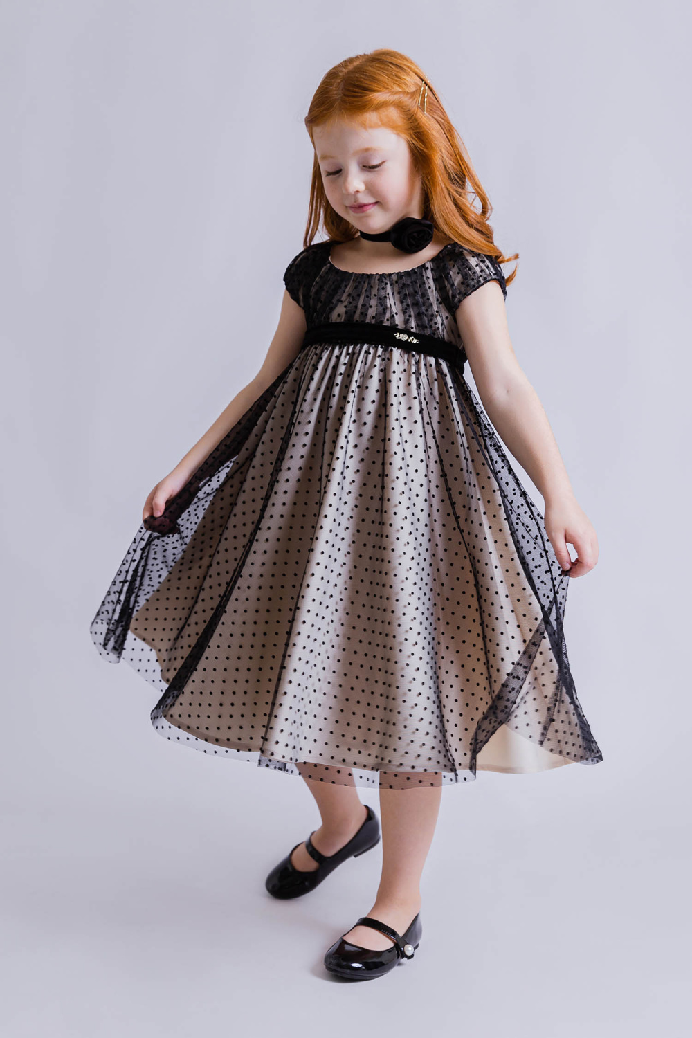 картинка Платье нарядное 2992-126-СМФ (черный по песочному) от магазина Маленькая Леди