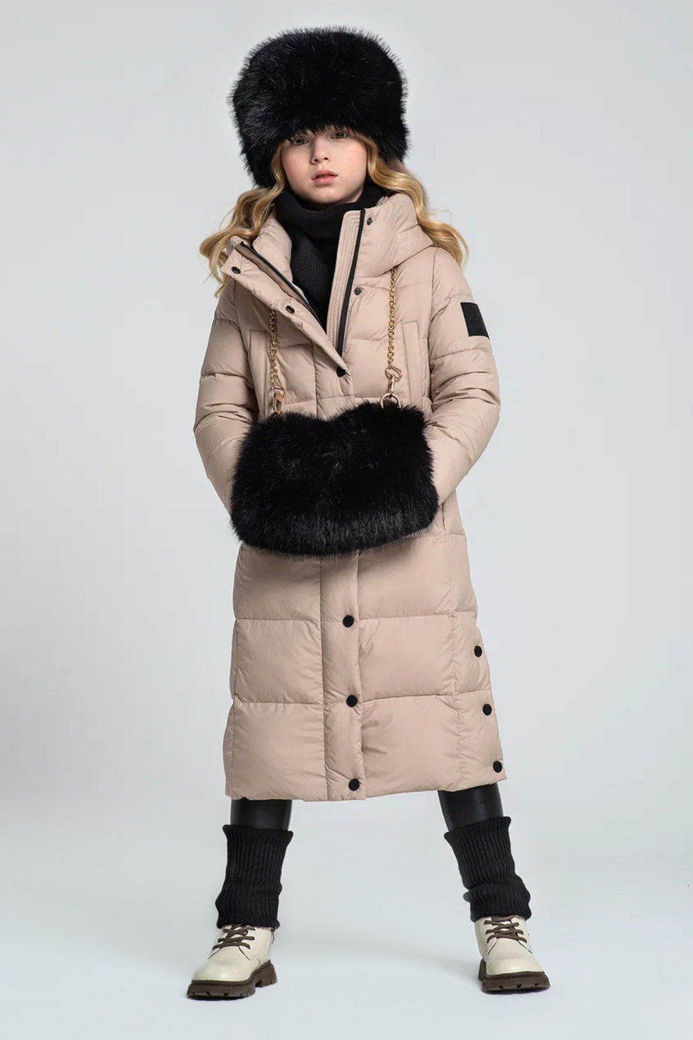 картинка Пуховик ALB 2019 (бежевый) от магазина Маленькая Леди