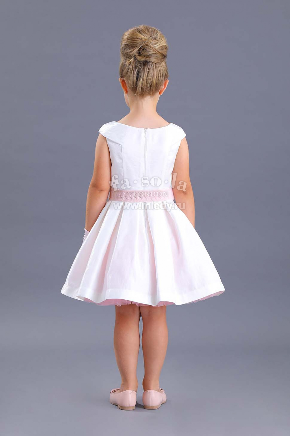  Платье нарядное для девочки из тафты, цвет 